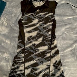 Sleeveless compression training shirt